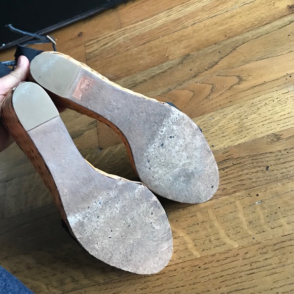Wedge heel size 9B - Picture 11 of 16